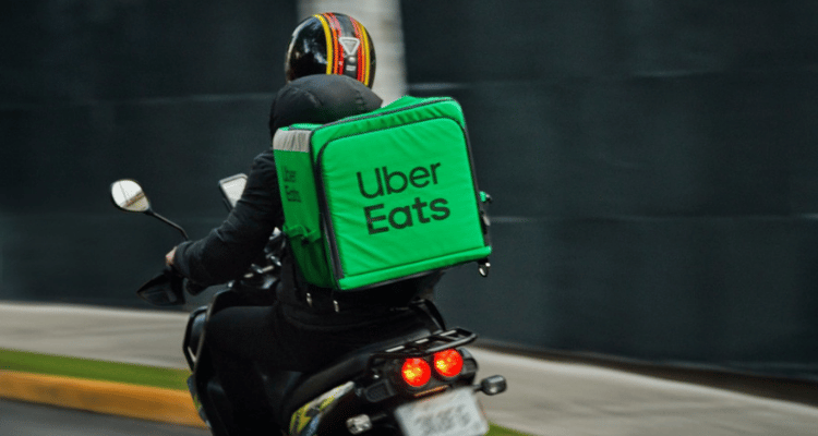 Uber szykuje miliardowe przejęcie? Delivery Hero na celowniku giganta